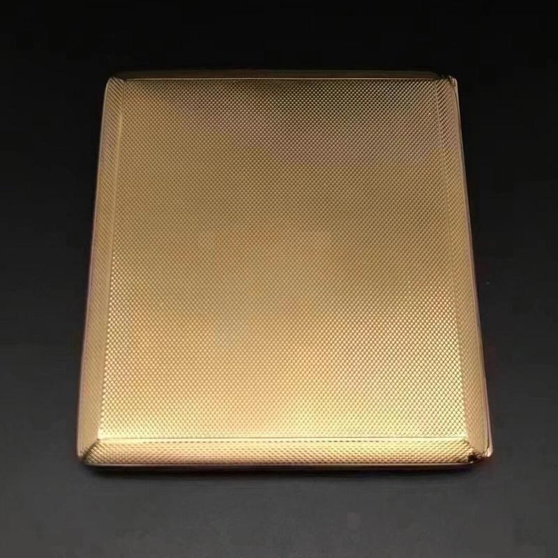 进口香烟金色盒子(进口香烟金色盒子多少钱)